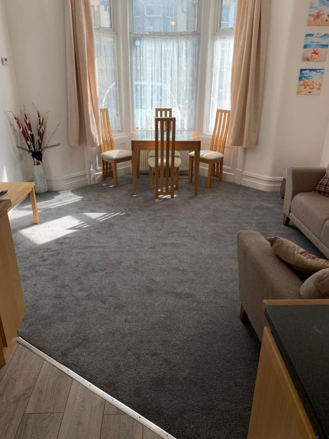Delamere Ground Floor Holiday Flat Blackpool Exterior foto